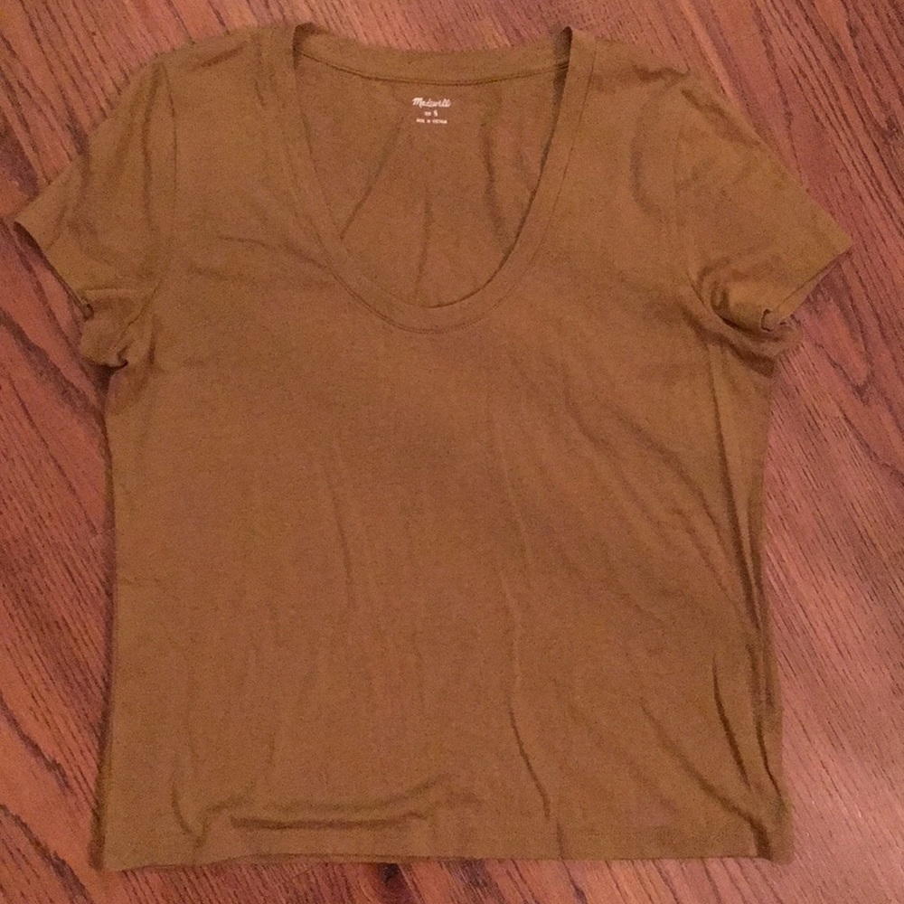 Madewell Avocado colored Tee